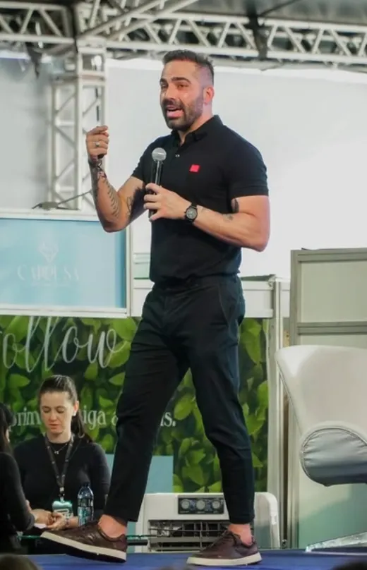 Bruno Castro, nutricionista, durante palestra